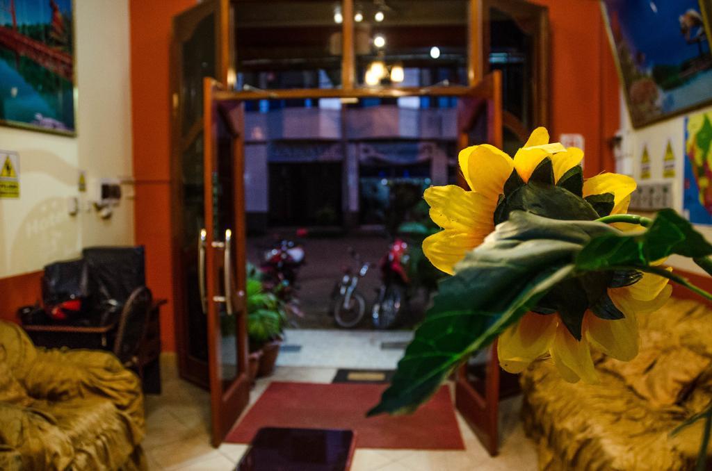 La Torre Inn Puerto Maldonado Bagian luar foto